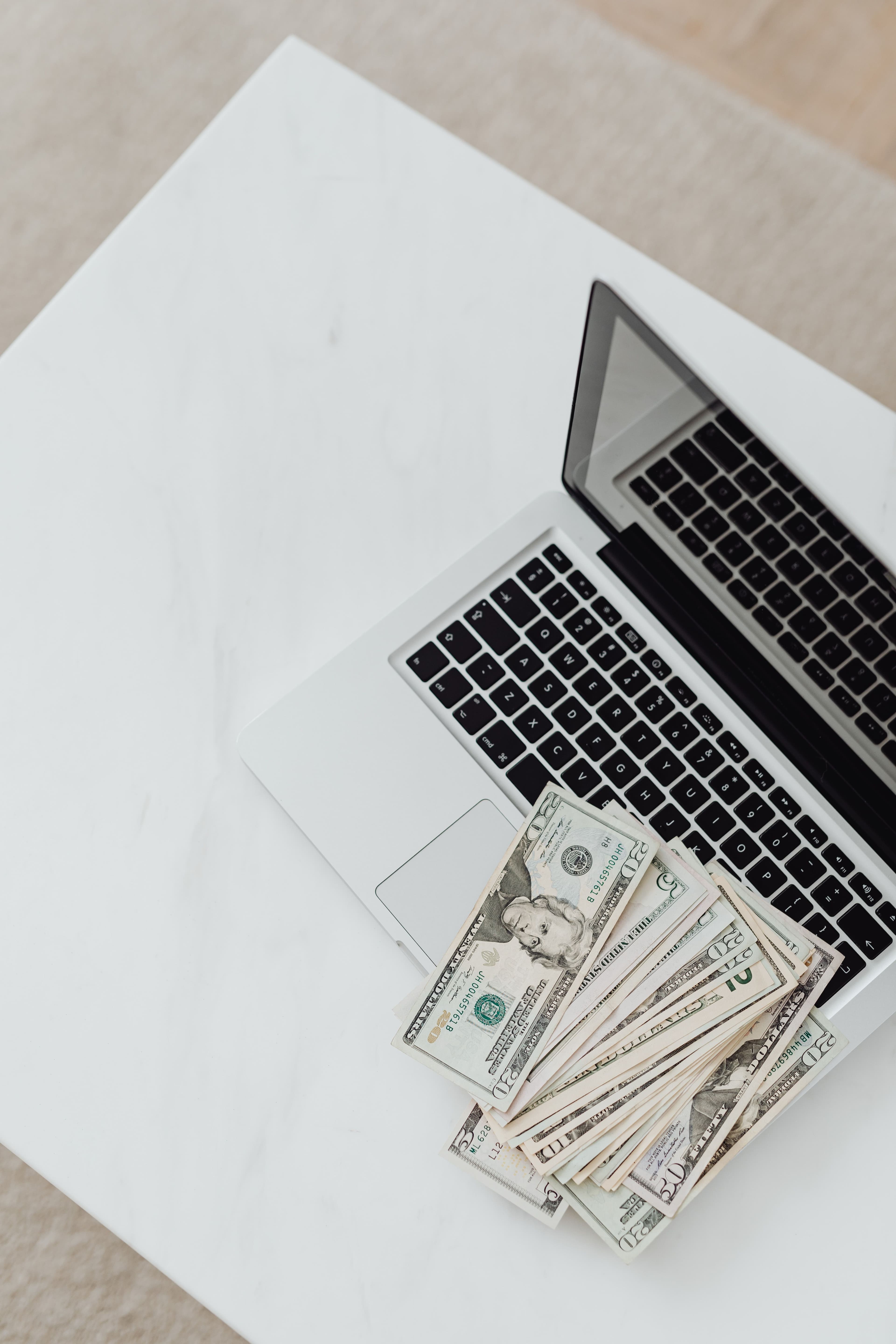 كيف تحقّق دخلاً أكبر من الاستبيانات المدفوعة